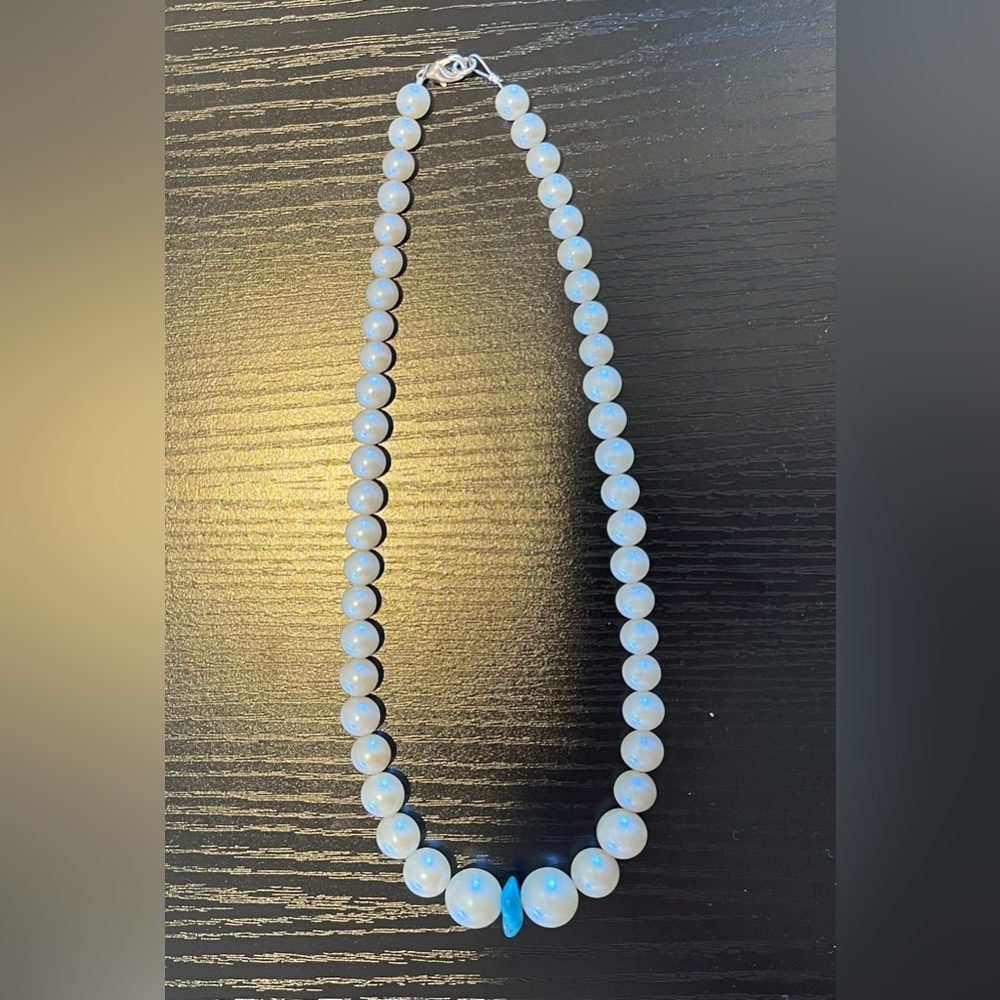 Vintage Faux Pearls & Turquoise Stone Focal Bead Necklace
